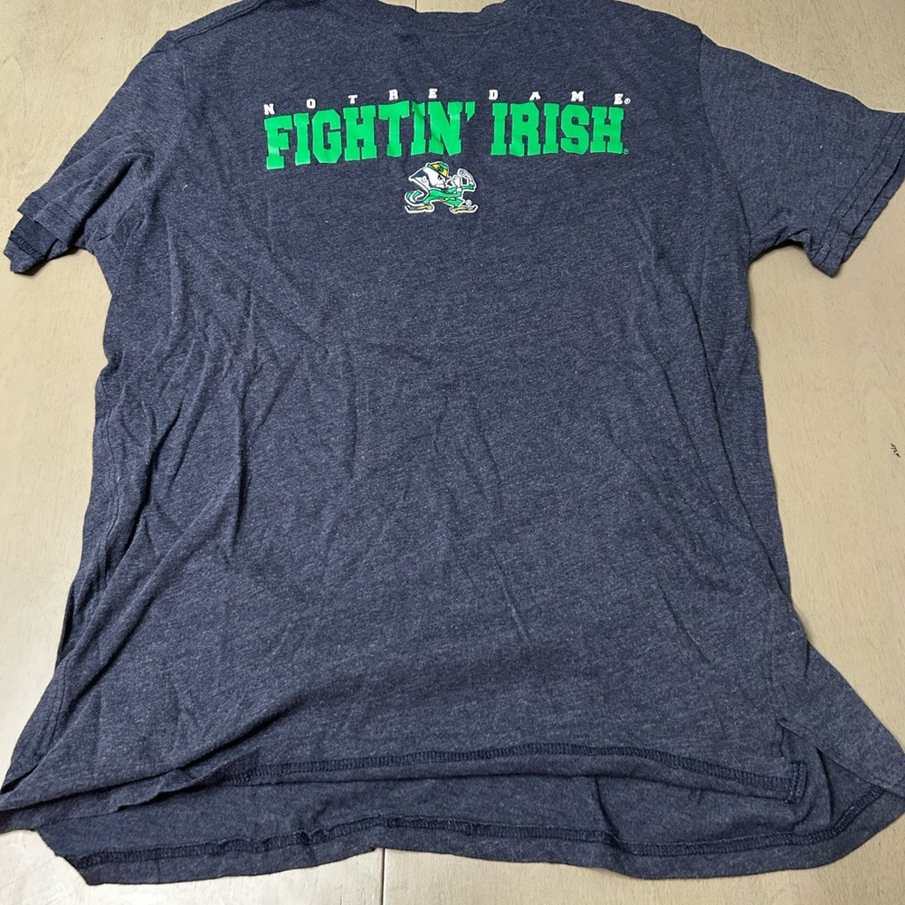 Pro Edge Notre Dame Fighting Irish Navy T-Shirt size large